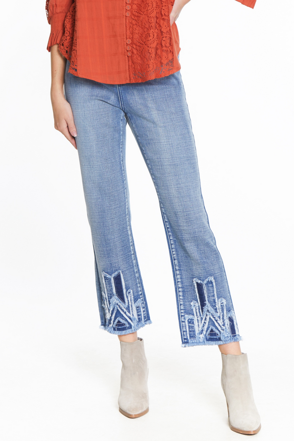 Straight Jean with a Hem Appliqué - Medium Indigo